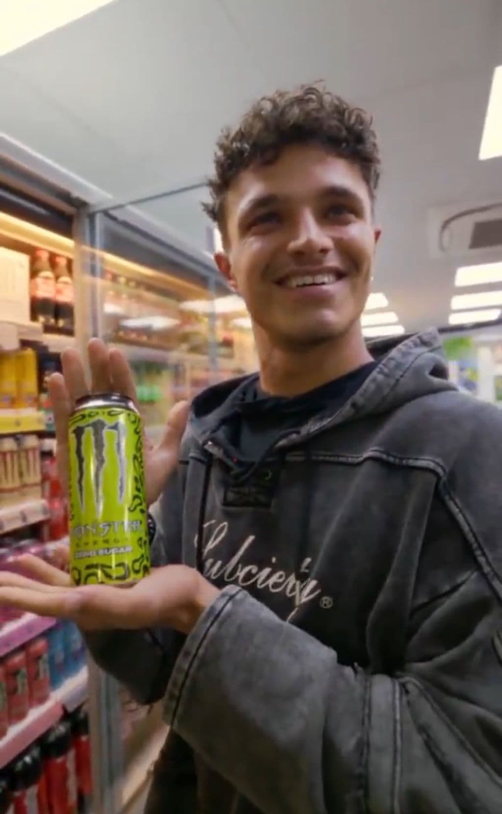 QmVs5dNeTF5qQboeUtLpnVucGCW59XFGc2b1njWf7zRYvK